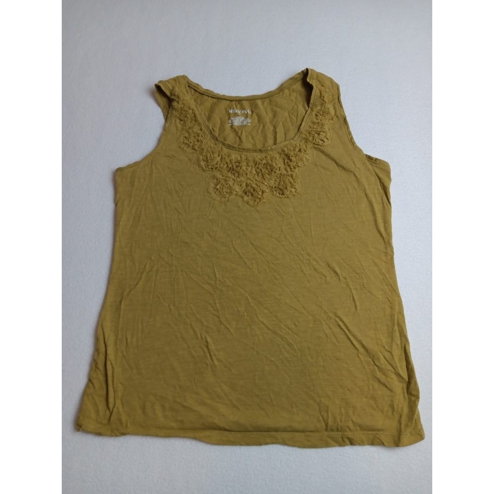 Merona Womens M Mustard Yellow Tank Top Floral Applique Neckline 100% Cotton